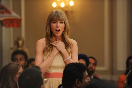 an image from Taylor Swift's cameo on New Girl