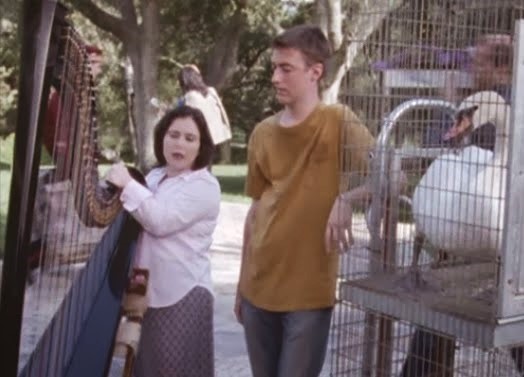 Sean Gunn as Swan Man and Alex Borstein as Drella early on in Gilmore Girls